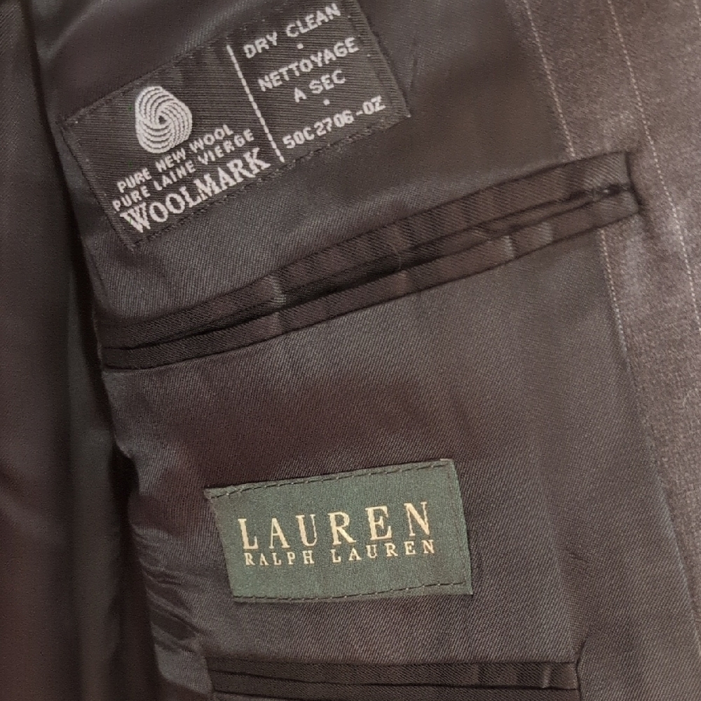 Ralph Lauren Black Sport Coat Classic Single-Breasted Design - Picture 2 of 16